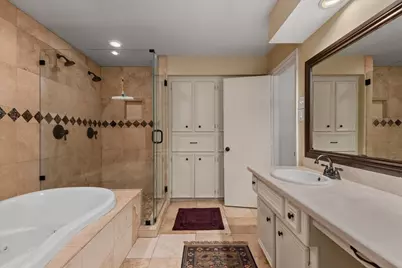 10 Cape Chestnut Drive, The Woodlands, TX 77381 - Photo 13