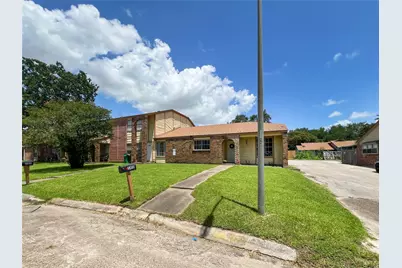 3412 Lantern Lane, Baytown, TX 77521 - Photo 19