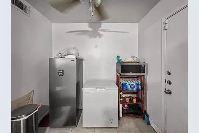 3412 Lantern Lane, Baytown, TX 77521 - Photo 7