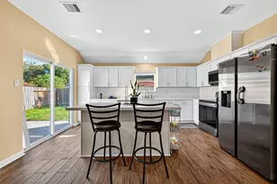 12818 Huntington Field Dr, Houston, TX 77099 - Photo 5