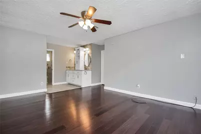 22218 Deville Drive, Katy, TX 77450 - Photo 9