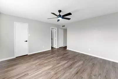 18330 Navajo Trail Drive, Spring, TX 77388 - Photo 9