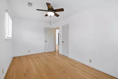 6946 Cole Creek Drive, Houston, TX 77092 - Photo 23