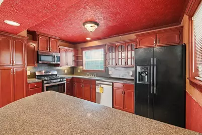 6946 Cole Creek Drive, Houston, TX 77092 - Photo 15