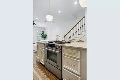 316 Aurora Street, Houston, TX 77008 - Photo 27
