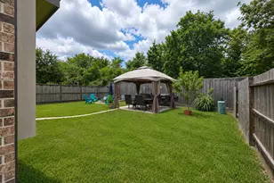 2001 Acklen Run Dr, Rosharon, TX 77583 - Photo 15
