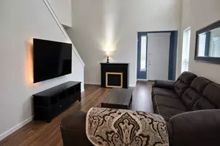 2001 Acklen Run Dr, Rosharon, TX 77583 - Photo 3
