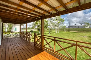 1122 W 2nd St, Freeport, TX 77541 - Photo 27