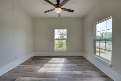 1122 W 2nd Street, Freeport, TX 77541 - Photo 13