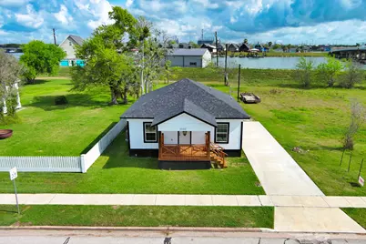 1122 W 2nd Street, Freeport, TX 77541 - Photo 1