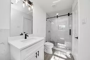 3926 Florinda St, Houston, TX 77021 - Photo 27