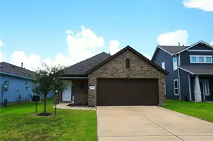 233 Laura Leigh Ln, Angleton, TX 77515 - Photo 1