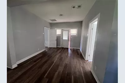 521 W Caney Street, Wharton, TX 77488 - Photo 9