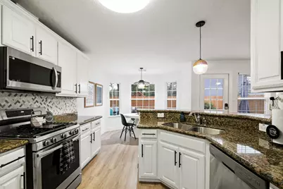 1504 W 43rd Street, Houston, TX 77018 - Photo 9