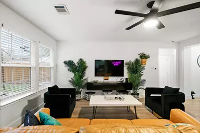 1504 W 43rd Street, Houston, TX 77018 - Photo 5