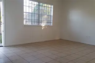 14002 Santa Teresa Rd, Houston, TX 77045 - Photo 3