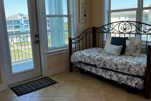 4221 Grassy Pointe Dr, Galveston, TX 77554 - Photo 13