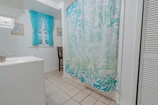 720 Avenue K, Galveston, TX 77550 - Photo 23