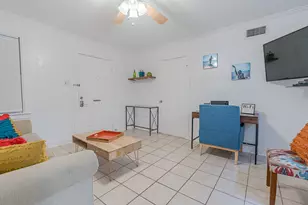 720 Avenue K, Galveston, TX 77550 - Photo 9