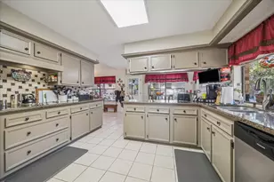 2415 Williams Grant St, Sugar Land, TX 77479 - Photo 9
