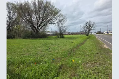 408 Spur 515, Navasota, TX 77868 - Photo 5