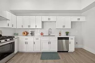 1814 33rd St, Galveston, TX 77550 - Photo 9