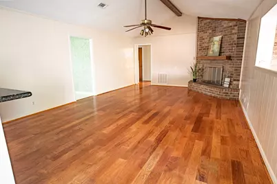 205 Banyan Street, Lake Jackson, TX 77566 - Photo 23