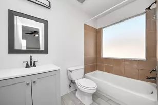 10217 Teneha Dr, Houston, TX 77033 - Photo 13