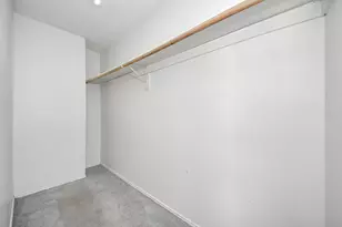 10217 Teneha Dr, Houston, TX 77033 - Photo 27