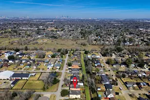 10217 Teneha Dr, Houston, TX 77033 - Photo 31