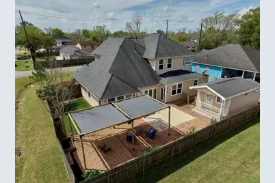 4219 Redbud Street SW, Houston, TX 77051 - Photo 23