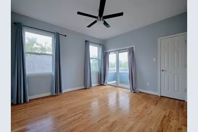 4219 Redbud Street SW, Houston, TX 77051 - Photo 5