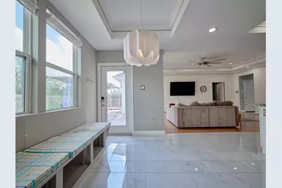 4219 Redbud Street SW, Houston, TX 77051 - Photo 13