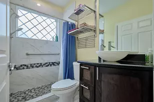 4219 Redbud Street SW, Houston, TX 77051 - Photo 15