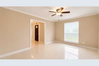 11630 Sageglen Drive, Houston, TX 77089 - Photo 5