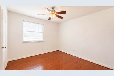 11630 Sageglen Drive, Houston, TX 77089 - Photo 15