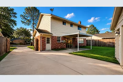 11630 Sageglen Drive, Houston, TX 77089 - Photo 21