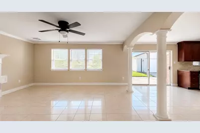 11630 Sageglen Drive, Houston, TX 77089 - Photo 7