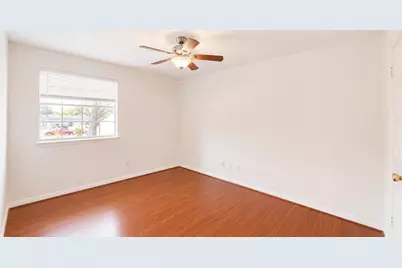 11630 Sageglen Drive, Houston, TX 77089 - Photo 17