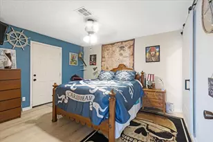 1222 Oahu Dr, Galveston, TX 77554 - Photo 21