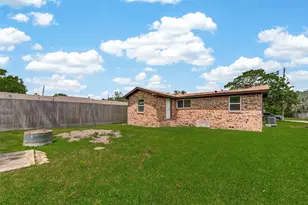 521 N Vionett Ln, Texas City, TX 77591 - Photo 27