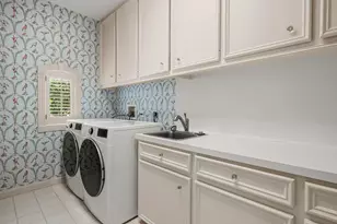 914 Huntington Cove, Houston, TX 77063 - Photo 39