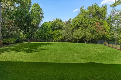 914 Huntington Cove, Houston, TX 77063 - Photo 47