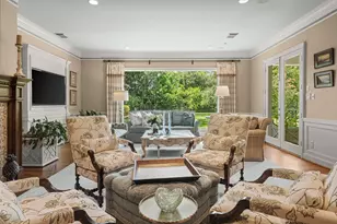 914 Huntington Cove, Houston, TX 77063 - Photo 19