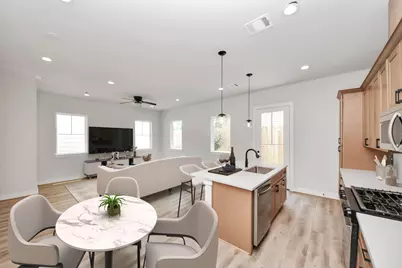 6511 Old Olive Tree Drive, Houston, TX 77091 - Photo 9