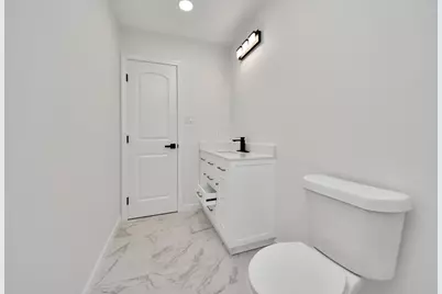 6522 Belarbor Street, Houston, TX 77087 - Photo 17