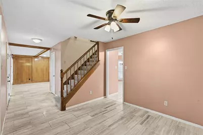 8115 Town Creek Drive, Houston, TX 77095 - Photo 19