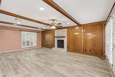 8115 Town Creek Drive, Houston, TX 77095 - Photo 9