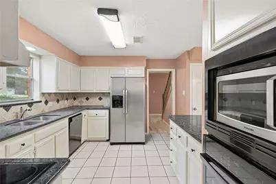 8115 Town Creek Drive, Houston, TX 77095 - Photo 15