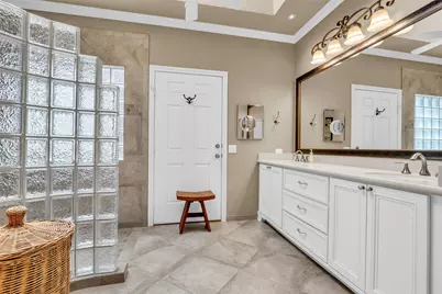 11 Feather Branch Court, The Woodlands, TX 77381 - Photo 27